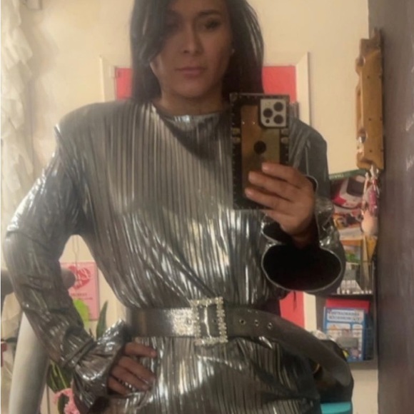 Dress - Picture 5 of 6